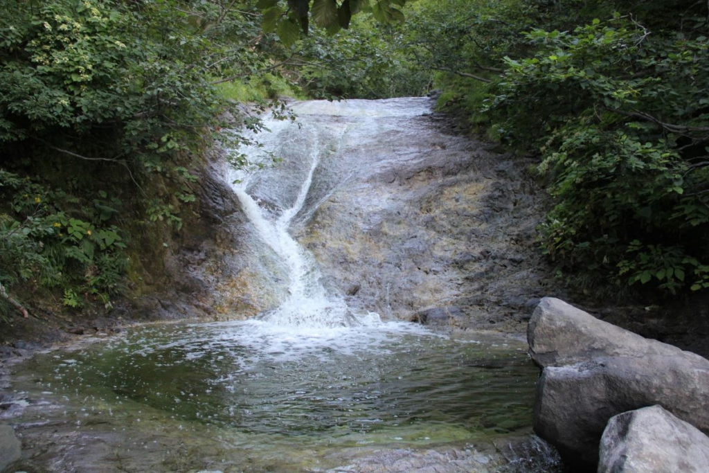 Kamuiwakka Hot Waterfall